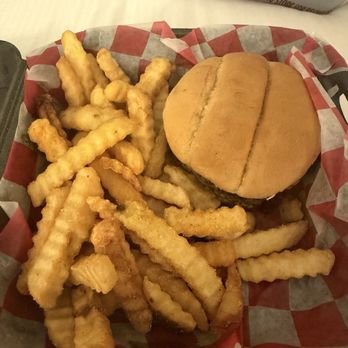 Jefferson St. Pub - Smashburger - Pubs Near Me - Huntsville, Alabama Jefferson St. Pub - Smashburger - Pubs Near Me - Huntsville, Alabama