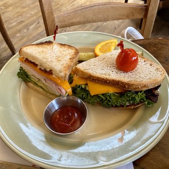 The Kneadery - Club - Breakfast & Brunch Near Me - Ketchum, Idaho The Kneadery - Club - Breakfast & Brunch Near Me - Ketchum, Idaho