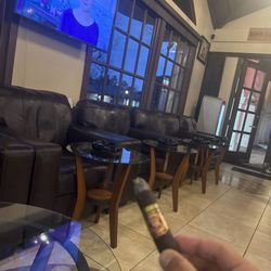 New favorite cigar lounge! We enjoyed our first time here and will definitely come back. Lots of great selection and welcoming staff.