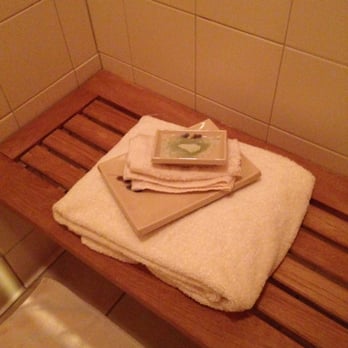 Reflections The Spa - The attendant placed these towels and scrub in the shower area for us after we use the spat, etc. - Day Spas Near Me - Lake Tahoe, Nevada