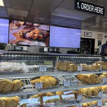 Milohas - Bakeries Near Me - San Jose, California