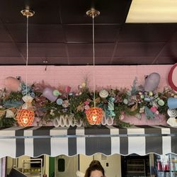 Three Appleteers - Above the registers!!