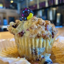 Taxus Street Coffee - Blueberry muffin, with added kid accessory