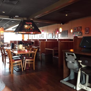 Me-n-Ed's Pizza Parlors - ows the dining area - Pizza Near Me - Coquitlam, British Columbia