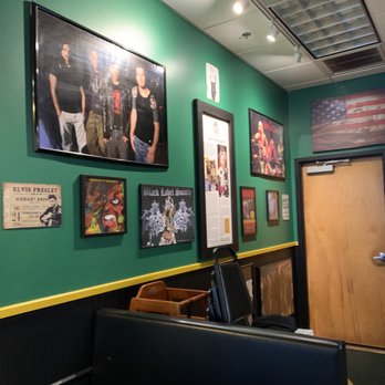 Fast Eddy's Quick Mideast - Inside decor - Middle Eastern Near Me - Jacksonville, Florida
