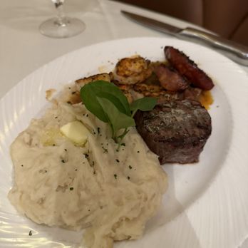 Eddie Merlot's - Filet - Steakhouses Near Me - Fort Wayne, Indiana