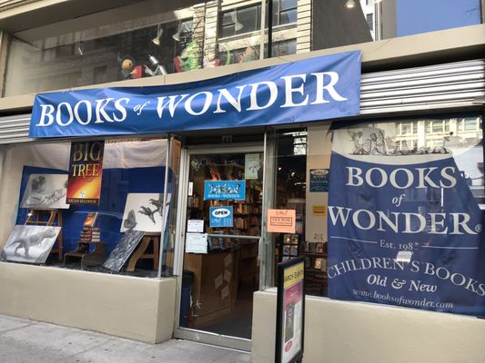 Books of Wonder by null