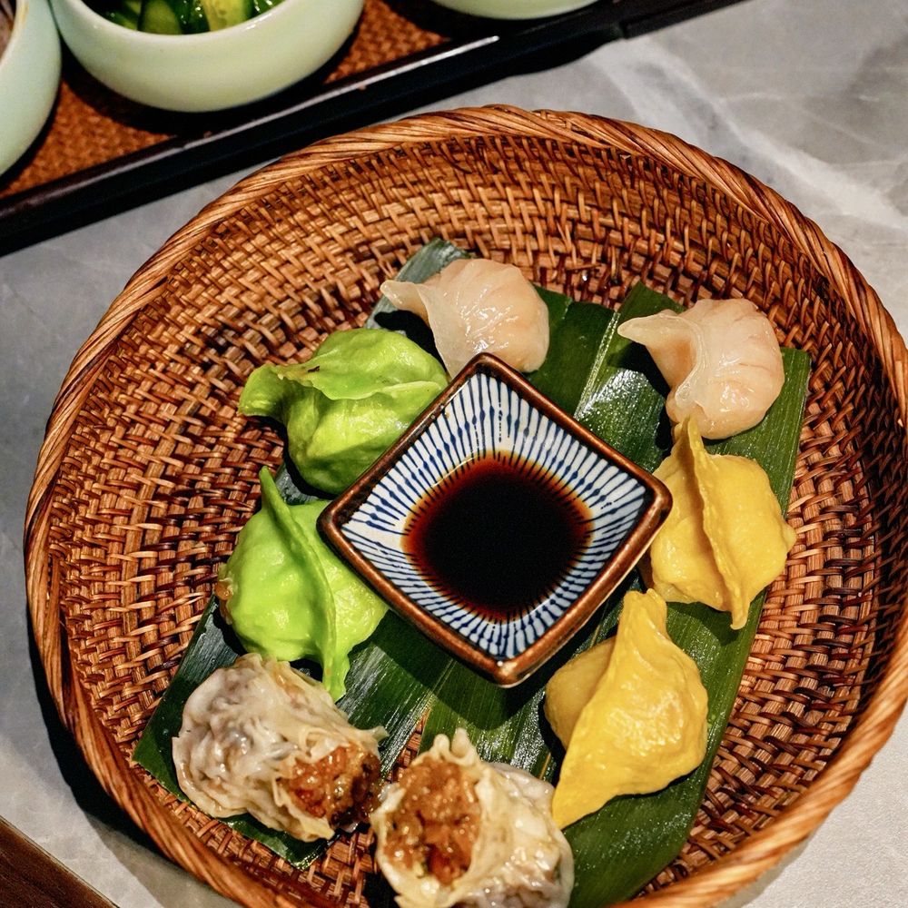 Chi Restaurant & Bar - Szechuan Near Me - New York, New York