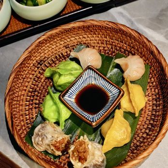 Chi Restaurant & Bar - Szechuan Near Me - New York, New York