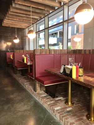 Sam's Tavern by null