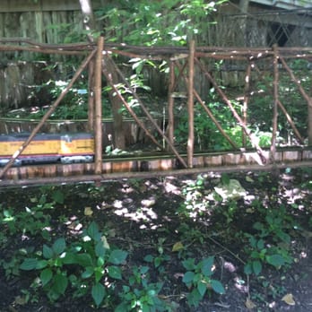 Lauritzen Gardens - Model train garden - Venues & Event Spaces Near Me - Omaha, Nebraska