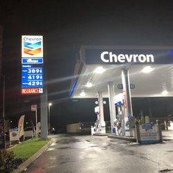 Chevron - Fill up before you cross the border