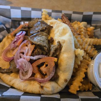 BoatHouse Cafe & Grille - Gyro - Burgers Near Me - Meadview, Arizona BoatHouse Cafe & Grille - Gyro - Burgers Near Me - Meadview, Arizona