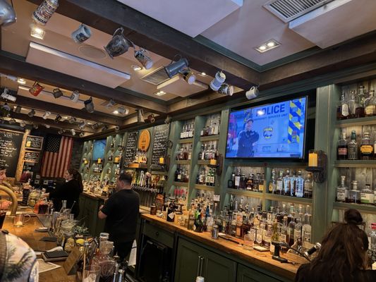 Forman's Whiskey Tavern by null