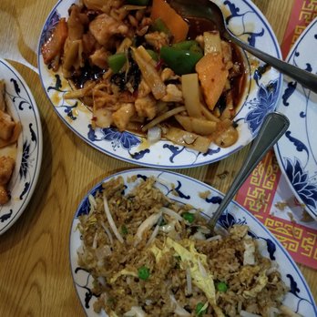 Hunan Wok - Garlic chicken and Chicken fried rice - Chinese Near Me - North Richland Hills, Texas Hunan Wok - Garlic chicken and Chicken fried rice - Chinese Near Me - North Richland Hills, Texas