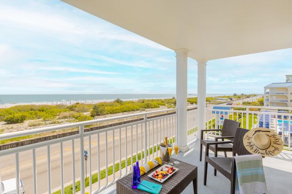 La Mer Beachfront Resort by null