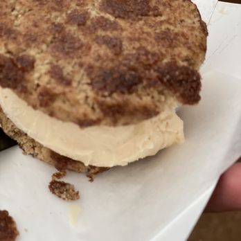 Cookies with an Accent - Snickerdoodle with vanilla bean - Desserts Near Me - Huntersville, North Carolina