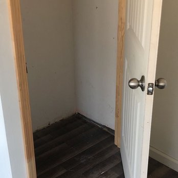 K&J Construction - Didn't replace trim or paint frame - Flooring Near Me