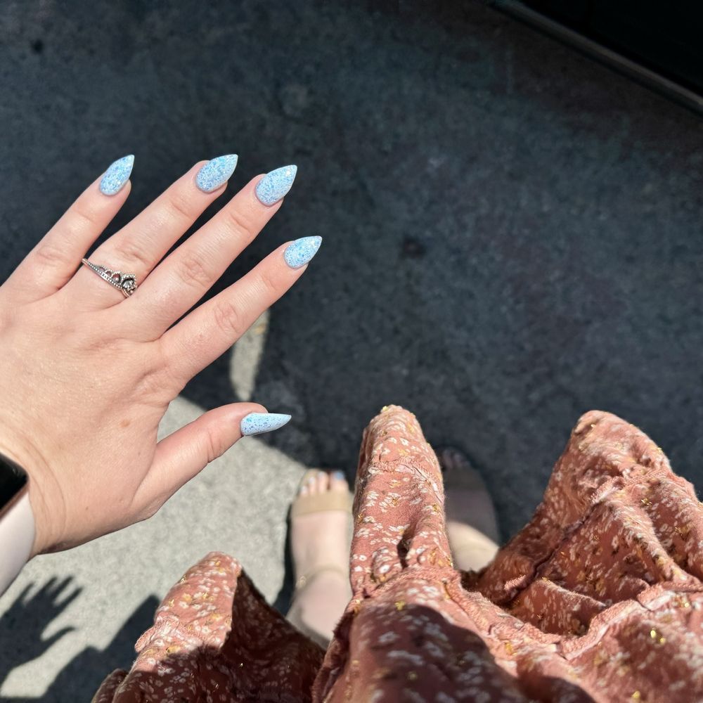 B Nails & Lashes - Beautiful sparkle nails - Nail Salons Near Me - Las Vegas, Nevada