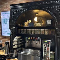 Soda fountain