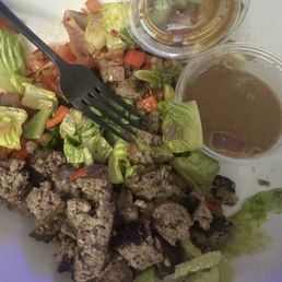 "Steak Bowl" made with hamburger meat :( I couldn't eat it.
