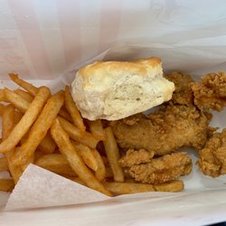 KFC - 3pcs chicken strip box combo