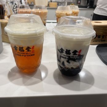 Xing Fu Tang - Light Roasted Oolong tea with Cheese foam and Grass jelly and boba with Milk - Bubble Tea Near Me - Milpitas, California Xing Fu Tang - Light Roasted Oolong tea with Cheese foam and Grass jelly and boba with Milk - Bubble Tea Near Me - Milpitas, California