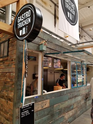 Værftets Madmarked by null