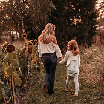 Tami Brundage Photography - Session Photography Near Me - Chehalis, Washington