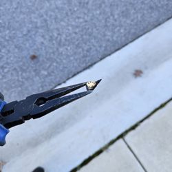 Mobile Tire Rescue - Embedded glass removed from tire. Once removed the tire was plugged and stopped leaking.