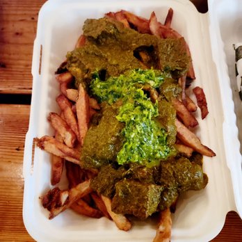 Cartopia Food Carts - Food Trucks Near Me - Portland, Oregon
