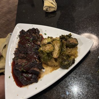 Spotted Dog - Smoked Beef Short Ribs - American Near Me - Springdale, Utah