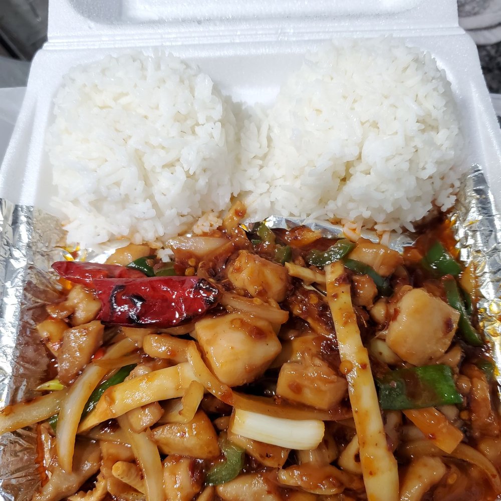 J & J Chinese Restaurant - Wild Chili Chicken Lunch Special - Szechuan Near Me - Issaquah, Washington J & J Chinese Restaurant - Wild Chili Chicken Lunch Special - Szechuan Near Me - Issaquah, Washington