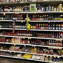 Kroger - Clean & stocked!!