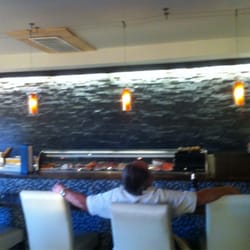 Bambu Modern Asian - Chillaxing at the Sushi bar!