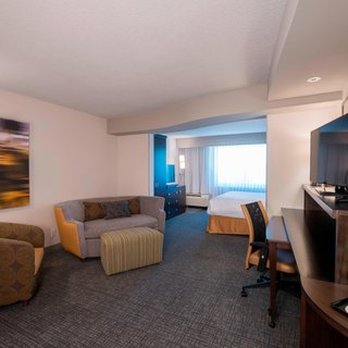 Courtyard by Marriott Columbus - Hotels Near Me - Columbus, Mississippi Courtyard by Marriott Columbus - Hotels Near Me - Columbus, Mississippi