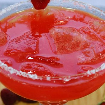 El Carnaval Mexican Restaurant - Margarita - Mexican Near Me - Linn, Missouri