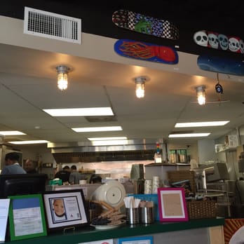 The Mediterranean Chef - Watching these guys make the food in front of me is oddly satisfying. - Mediterranean Near Me - Austin, Texas
