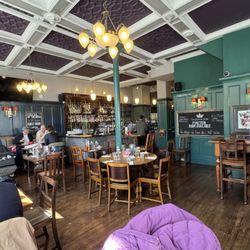 The Queens Arms