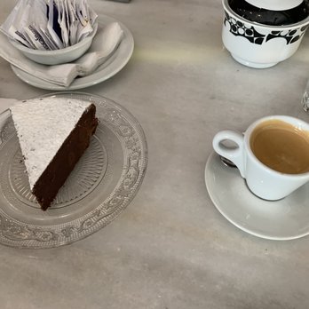 Café Rivas - Cafeteria Near Me - Buenos Aires, C Café Rivas - Cafeteria Near Me - Buenos Aires, C