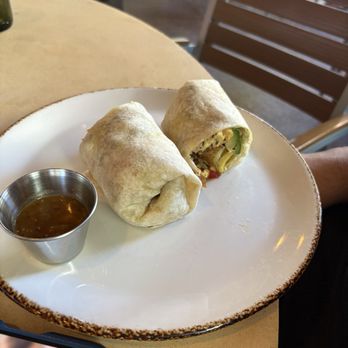 The Garland - Breakfast burrito - Hotels Near Me - North Hollywood, California The Garland - Breakfast burrito - Hotels Near Me - North Hollywood, California