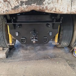 Custom heavy-duty trailer hitch