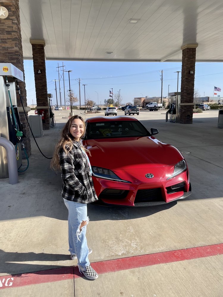 FAMILY TOYOTA OF BURLESON 74 Photos & 196 Reviews 801 S Burleson