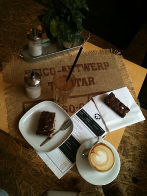 Black & Bloom by null