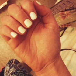 V & V Nails