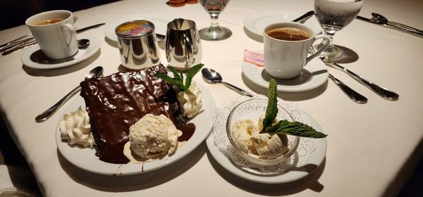 William B's Steakhouse by null