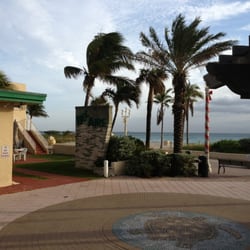 Bel-Aire Beach Apartments