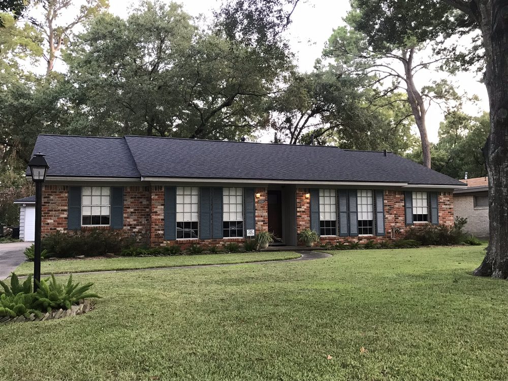 Slide of M&P Roofing