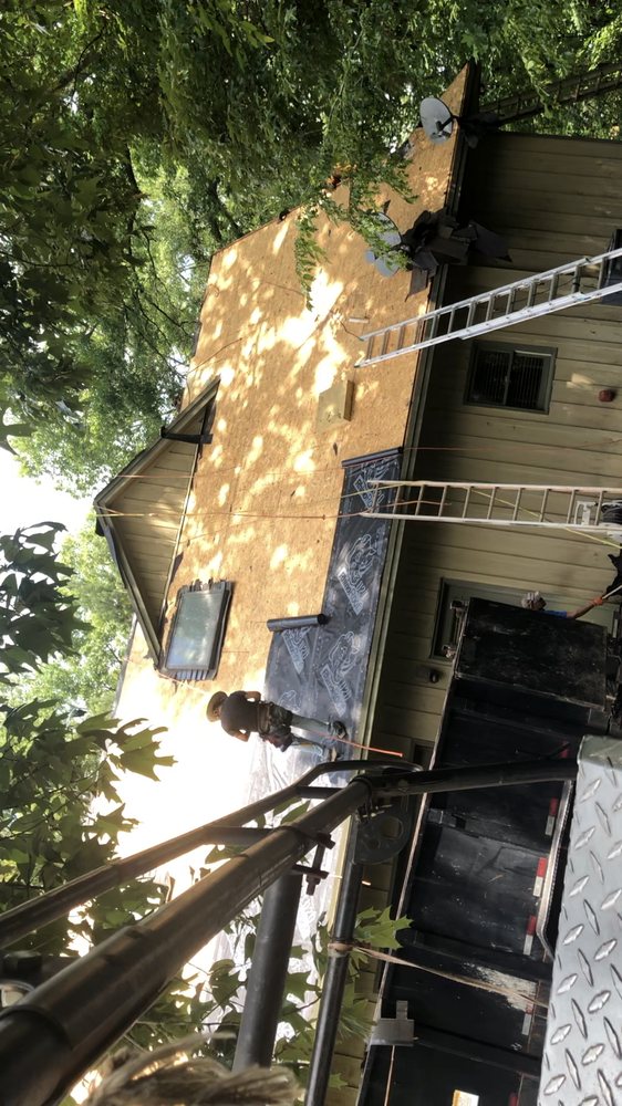 Slide of Escalante roofing