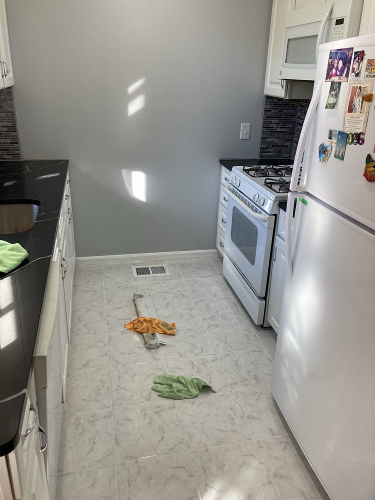 Slide of A&M Home Improvement